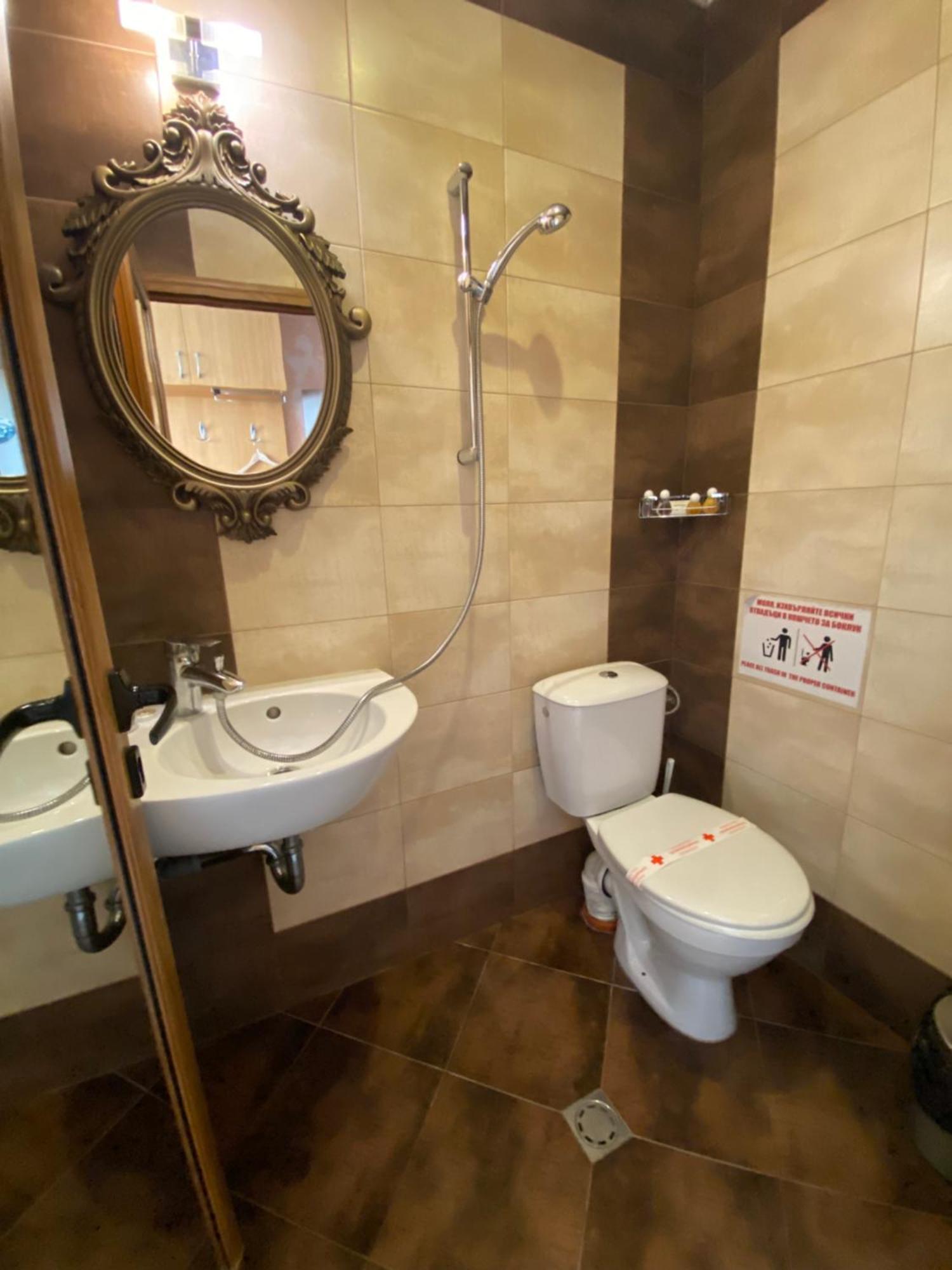 City Hotel Veliko Tarnovo Exterior photo