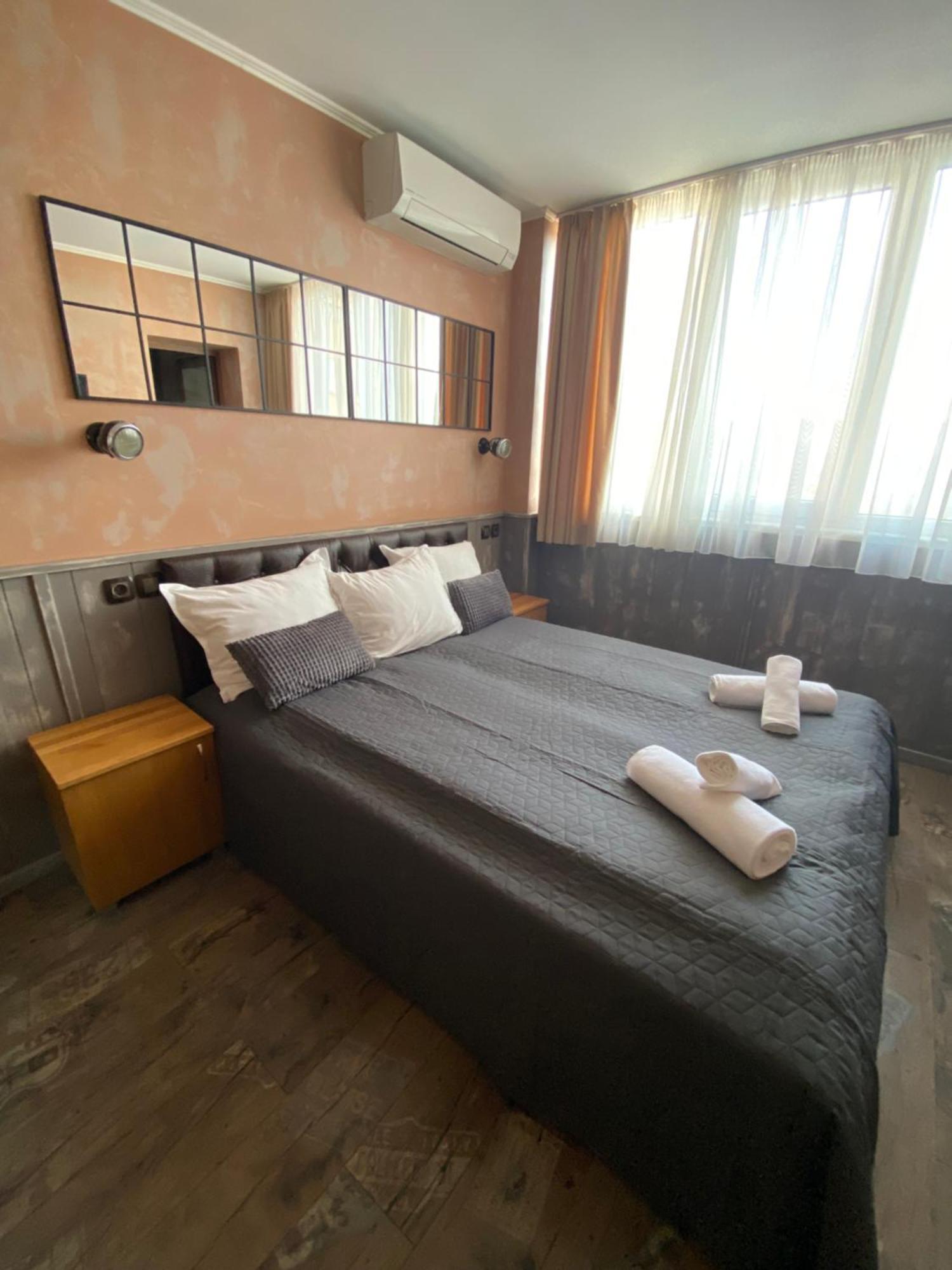 City Hotel Veliko Tarnovo Exterior photo