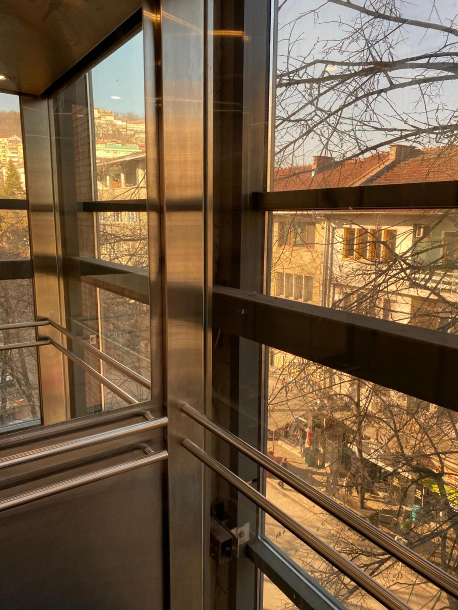 City Hotel Veliko Tarnovo Exterior photo