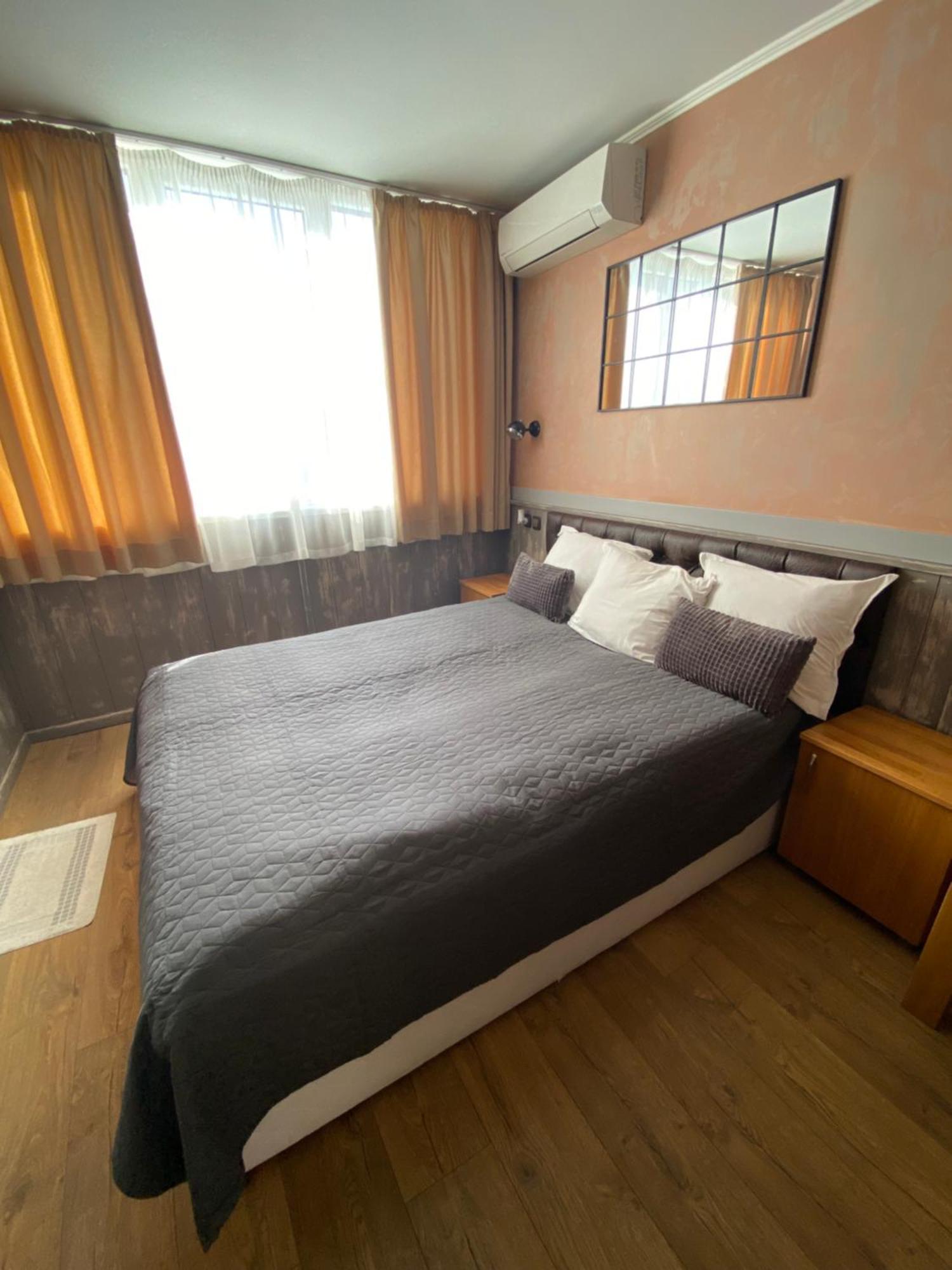 City Hotel Veliko Tarnovo Exterior photo
