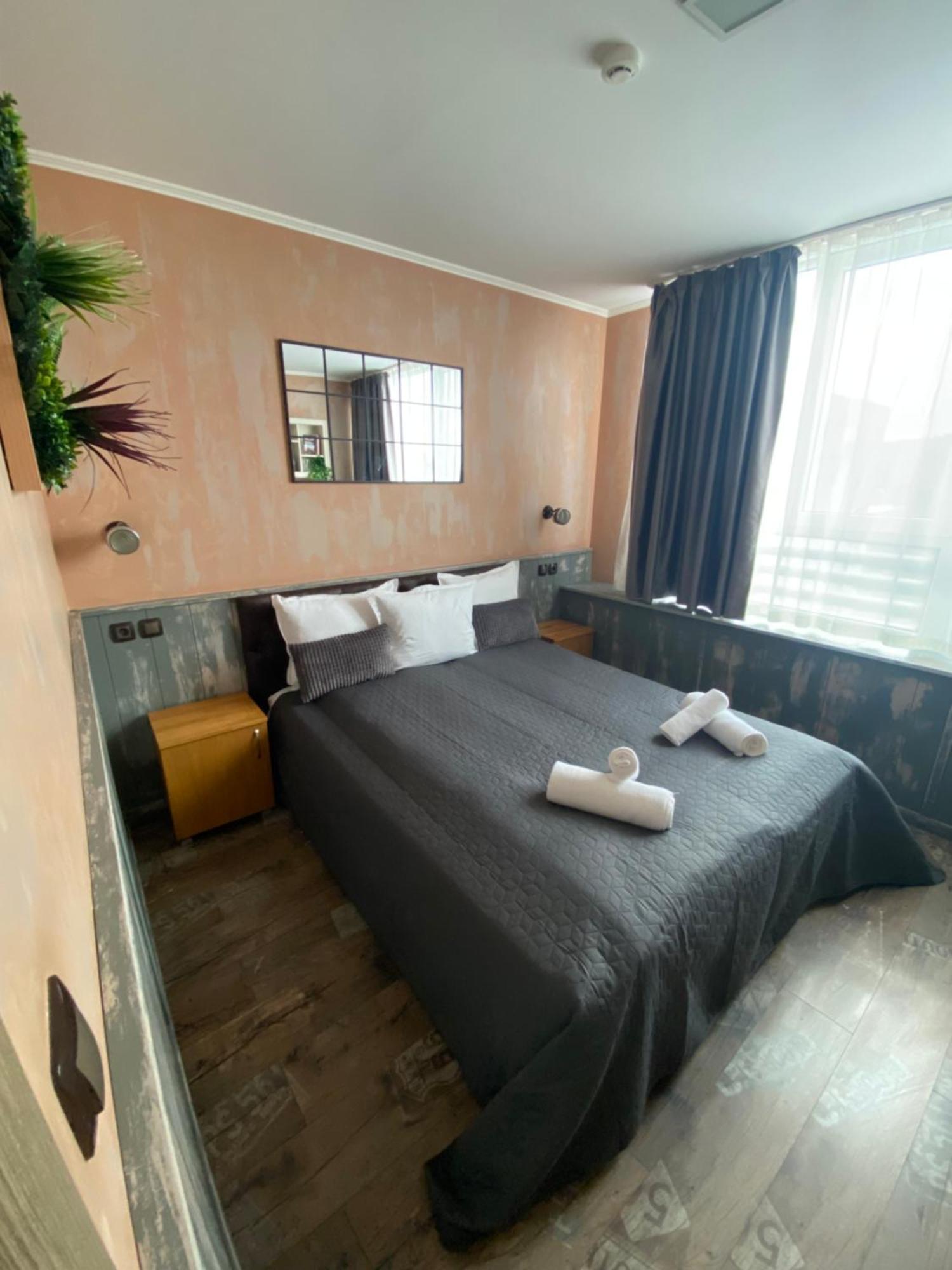 City Hotel Veliko Tarnovo Exterior photo